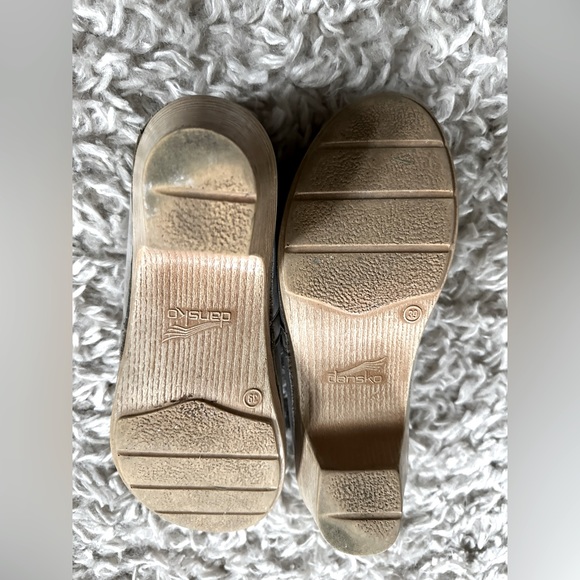 Dansko Tan MAVIS clog - Picture 4 of 7